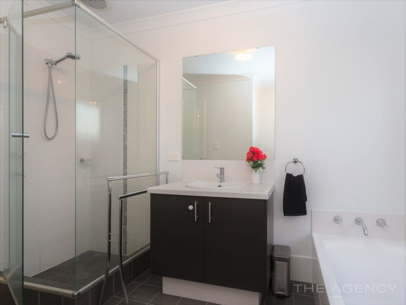 63 Sherwood Road, Australind WA 6233