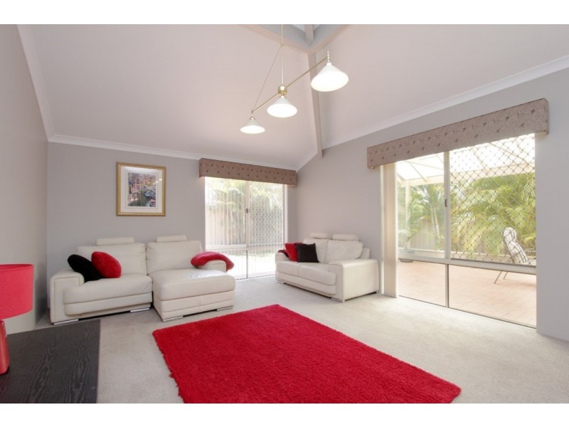 24 Burtonia Place, Canning Vale WA 6155