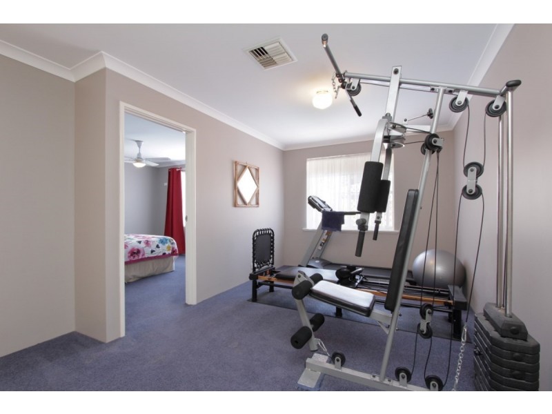 24 Burtonia Place, Canning Vale WA 6155