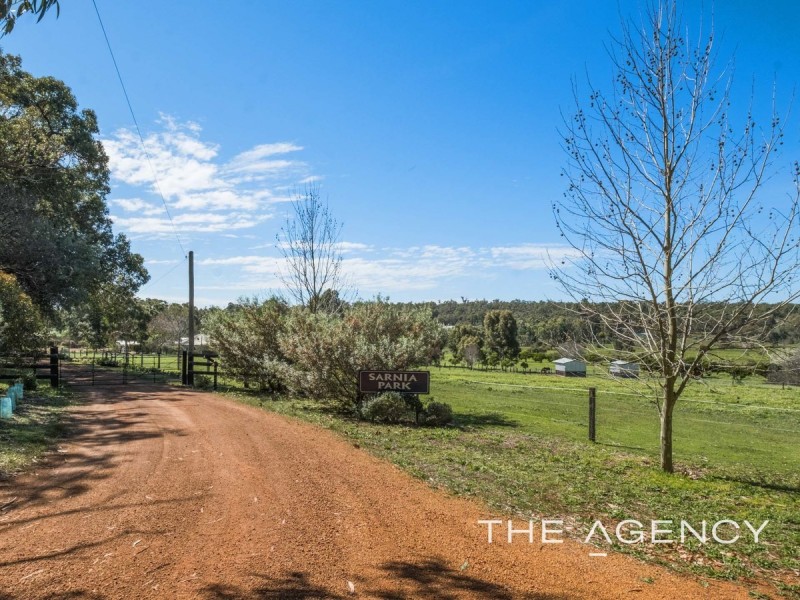 300 Tear Street, Chidlow WA 6556