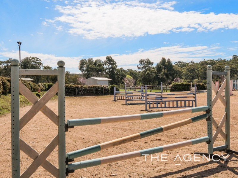 300 Tear Street, Chidlow WA 6556