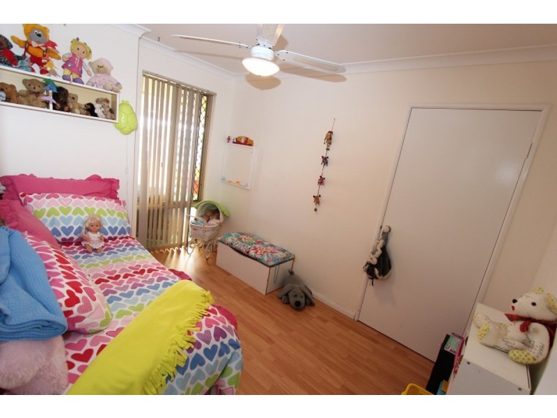 9 Kestrel Close, Halls Head WA 6210