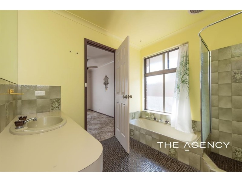 7 Littorina Avenue, Heathridge WA 6027