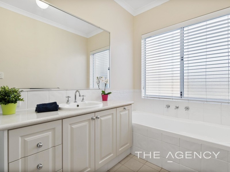 125 Connell Avenue, Martin WA 6110