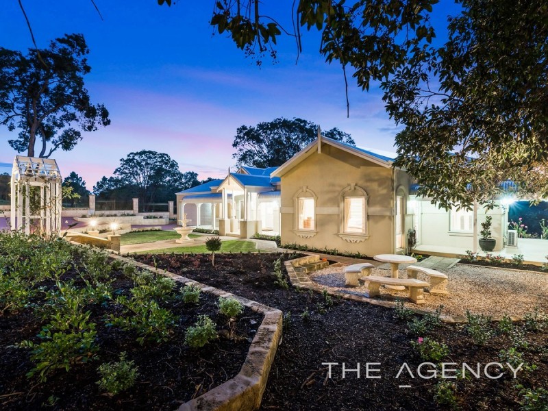 125 Connell Avenue, Martin WA 6110