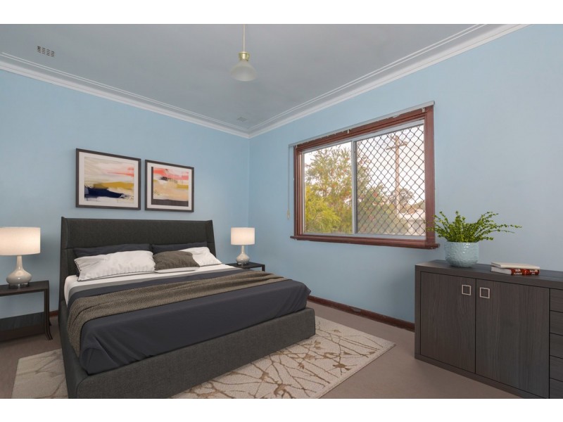 8 Harwood Street, Hilton WA 6163