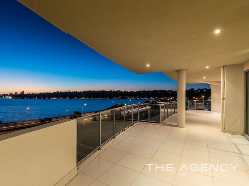 13/4 Scott Street, South Perth WA 6151