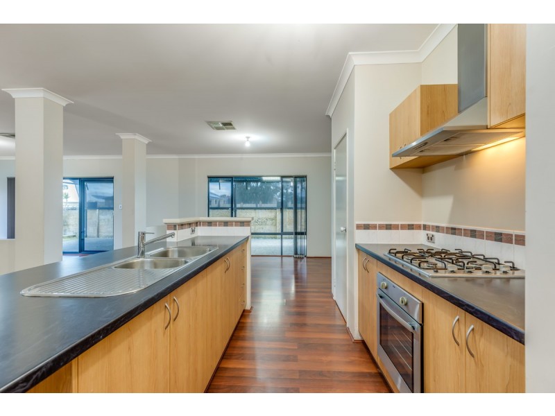 14 MacDougal Way, Harrisdale WA 6112