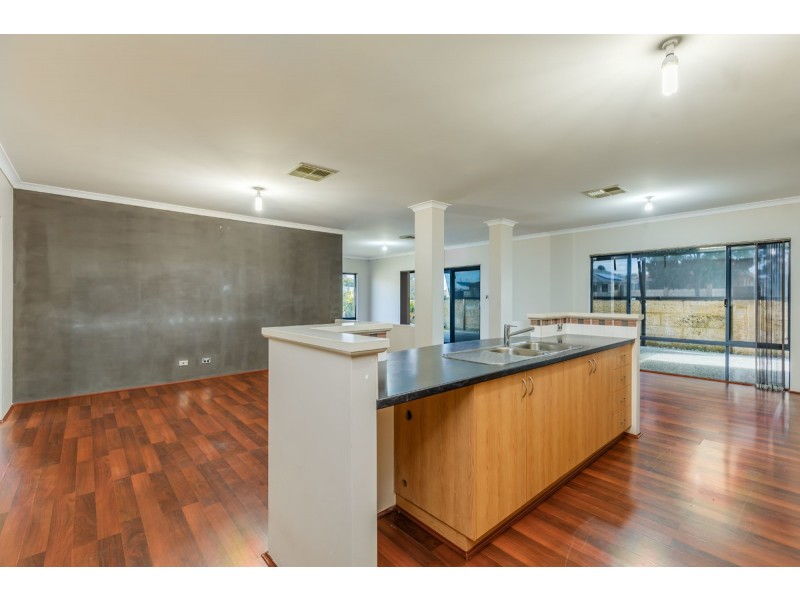 14 MacDougal Way, Harrisdale WA 6112