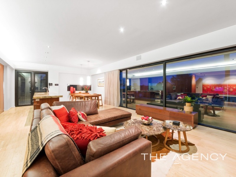 32 Roseberry Avenue, South Perth WA 6151