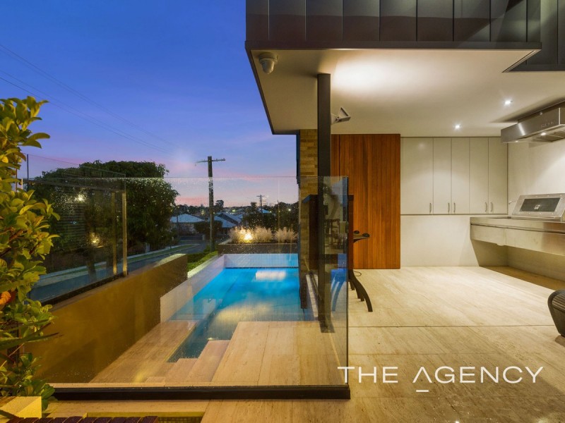 32 Roseberry Avenue, South Perth WA 6151