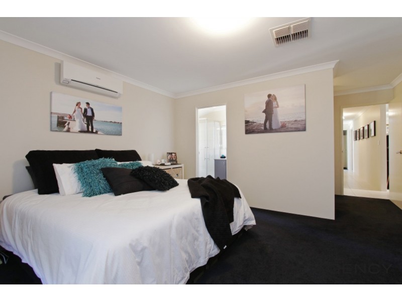 10 Miniata Way, Canning Vale WA 6155