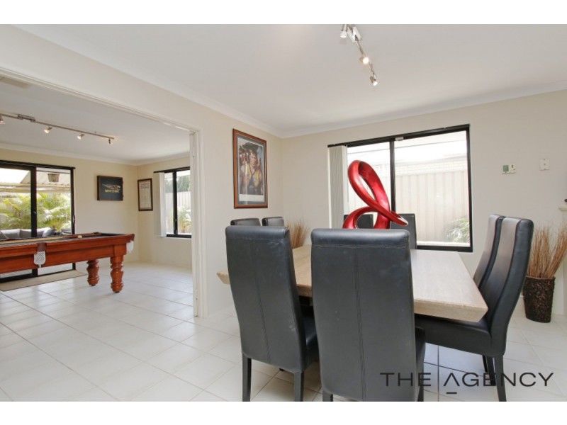 10 Miniata Way, Canning Vale WA 6155