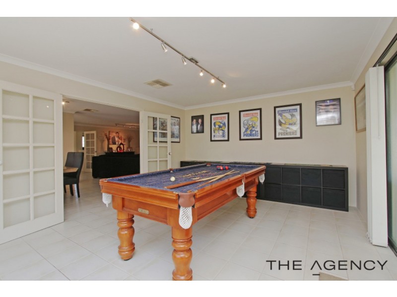 10 Miniata Way, Canning Vale WA 6155