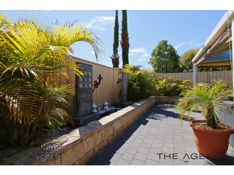 10 Miniata Way, Canning Vale WA 6155