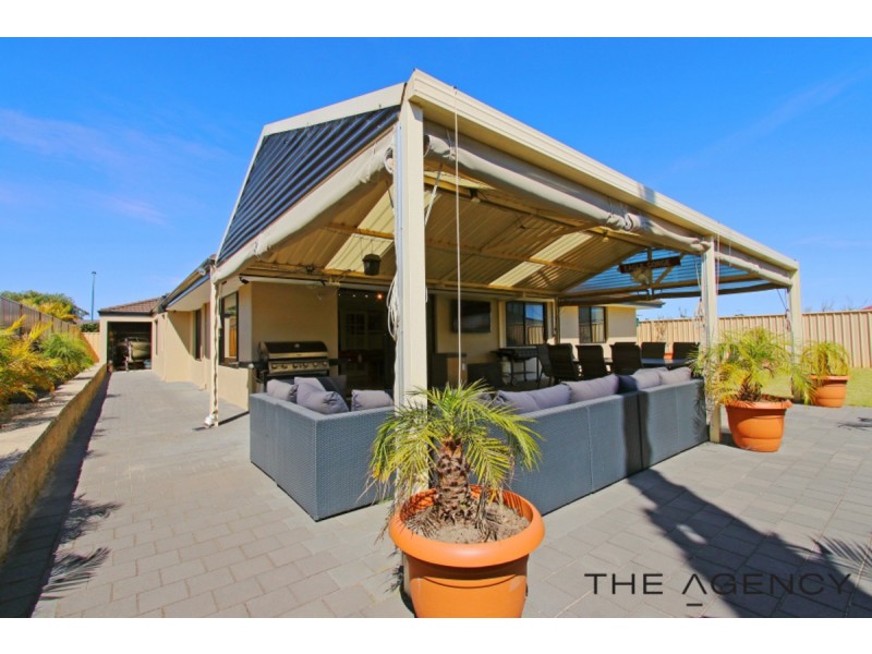 10 Miniata Way, Canning Vale WA 6155