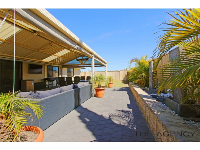 10 Miniata Way, Canning Vale WA 6155