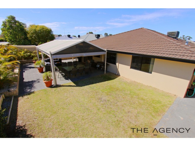 10 Miniata Way, Canning Vale WA 6155