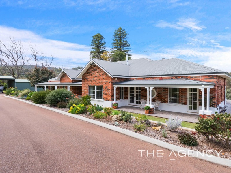 2 Atoifi Gardens, Helena Valley WA 6056