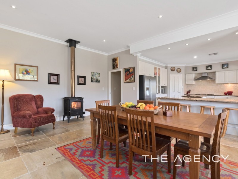 2 Atoifi Gardens, Helena Valley WA 6056