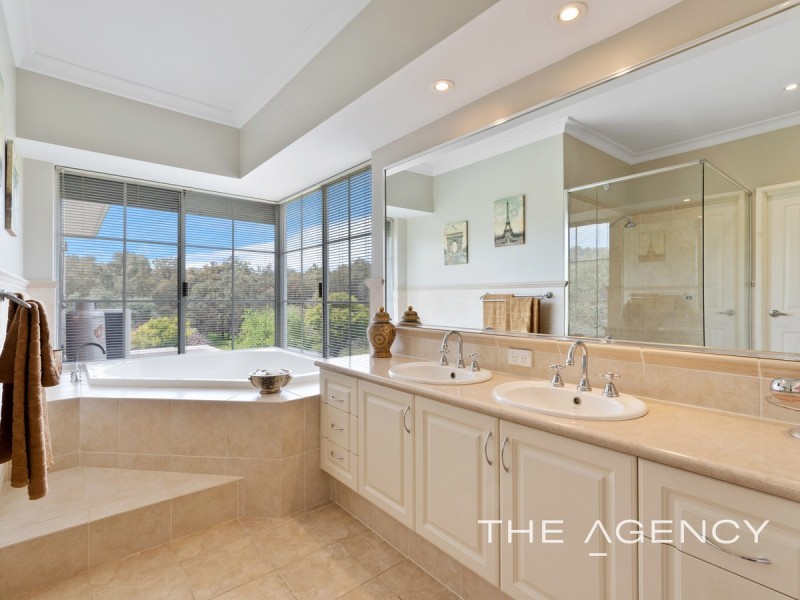 2 Atoifi Gardens, Helena Valley WA 6056