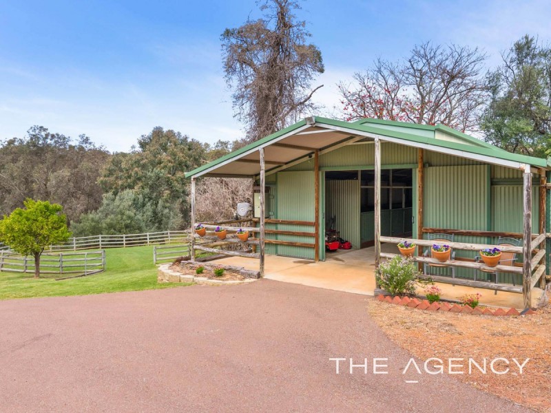 2 Atoifi Gardens, Helena Valley WA 6056