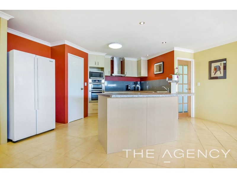 104 Leschenault Parade, Australind WA 6233