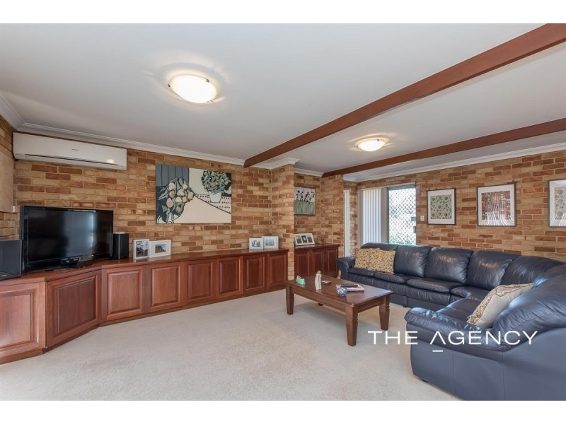 24 Glengarry Drive, Duncraig WA 6023