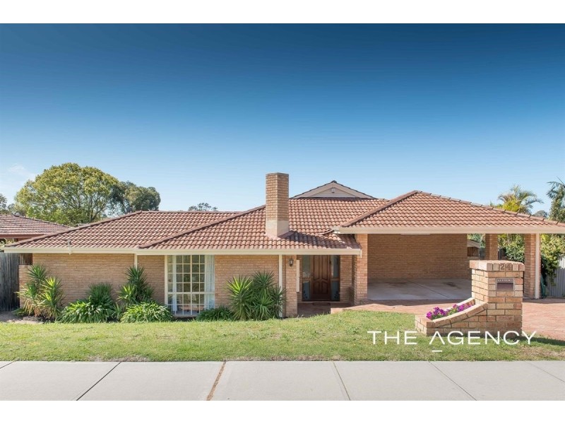 24 Glengarry Drive, Duncraig WA 6023