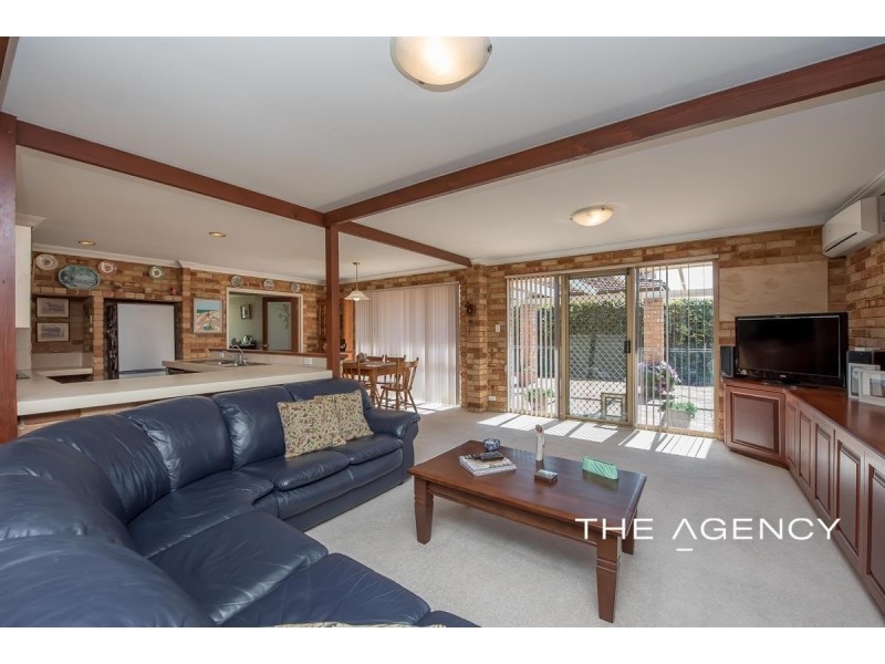 24 Glengarry Drive, Duncraig WA 6023