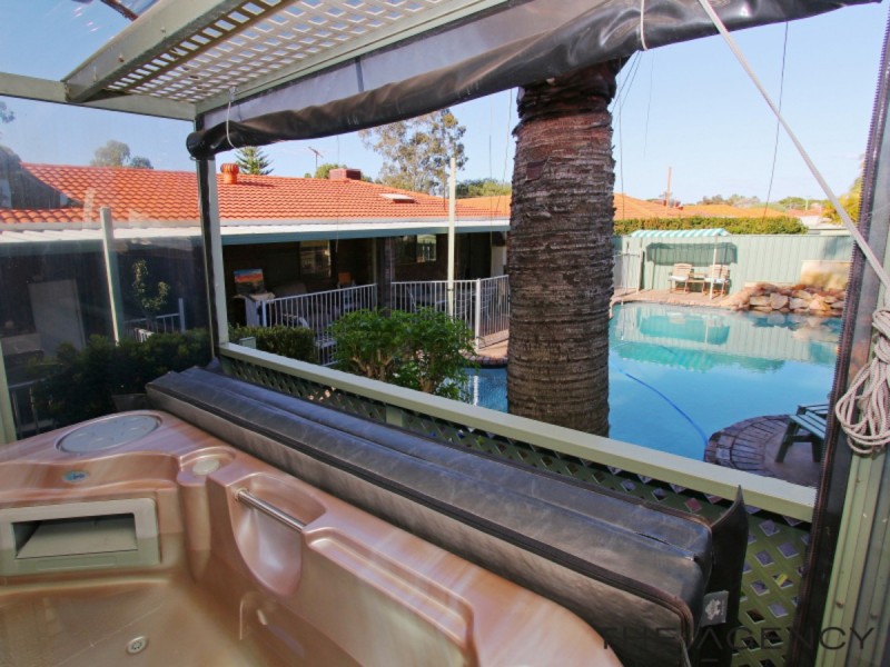 1 Morningcloud Vale, Willetton WA 6155