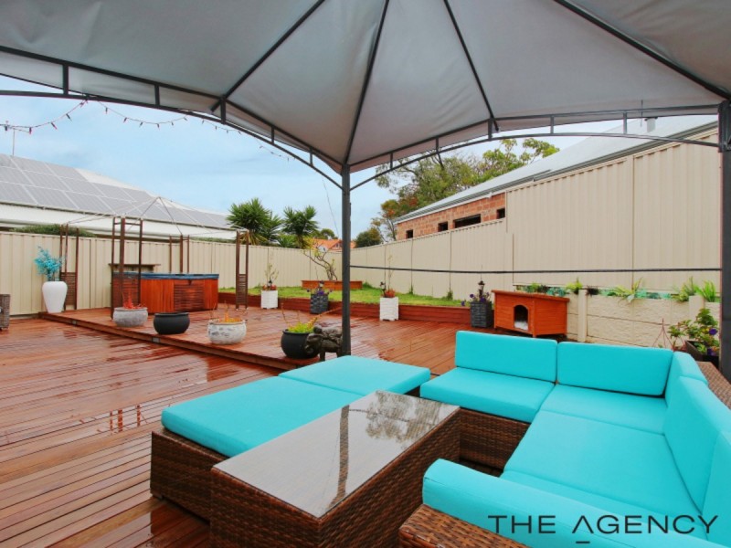 37A Bristol Avenue, Bicton WA 6157