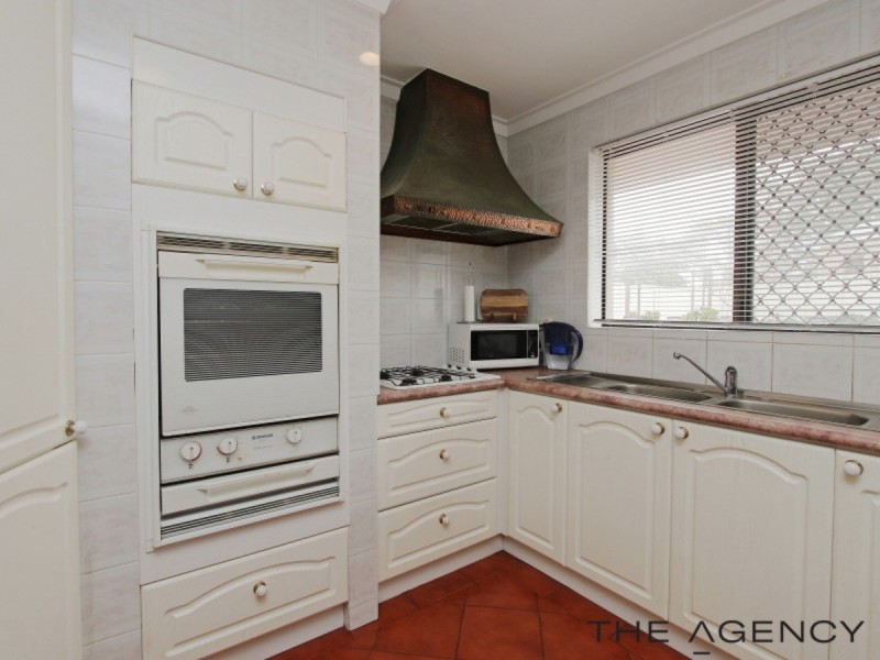 37A Bristol Avenue, Bicton WA 6157