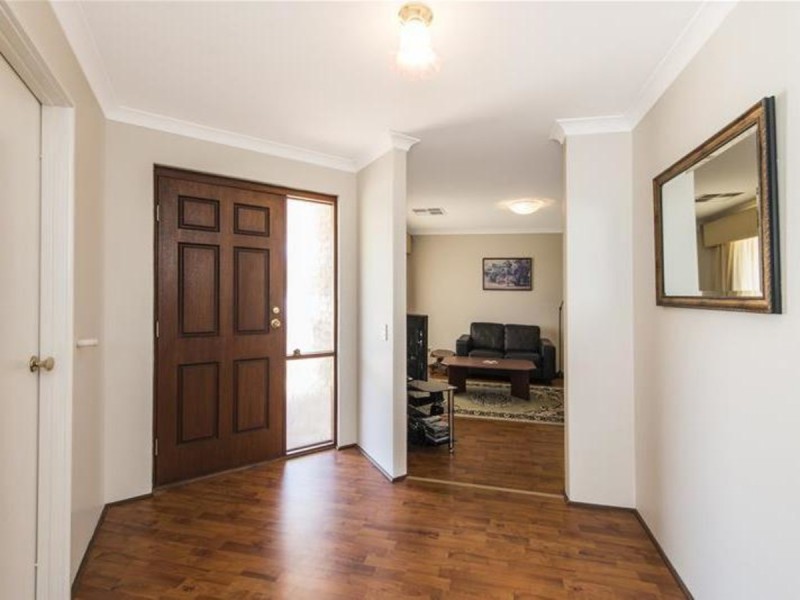 17 Ambergate Close, Canning Vale WA 6155
