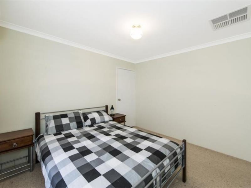 17 Ambergate Close, Canning Vale WA 6155