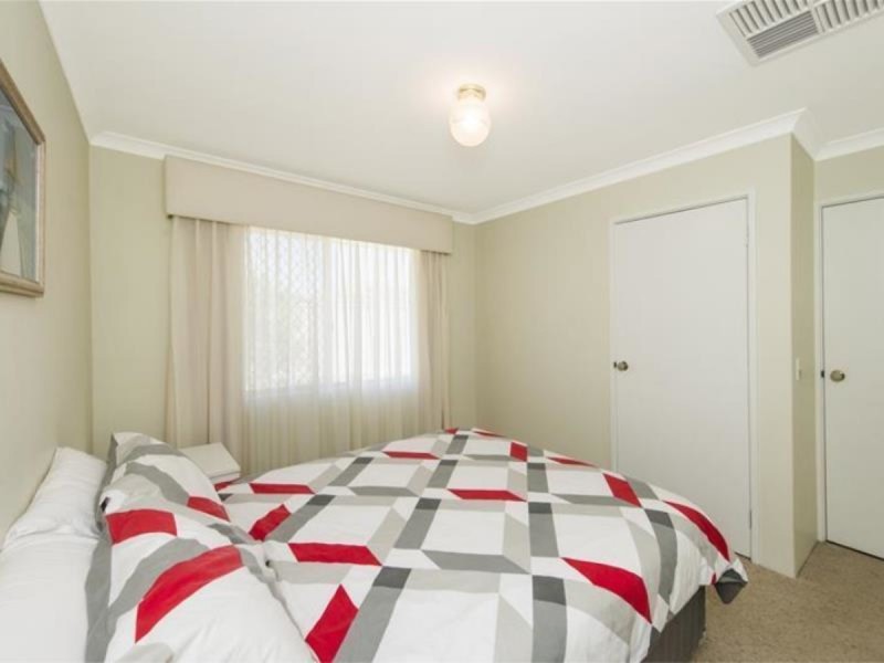 17 Ambergate Close, Canning Vale WA 6155