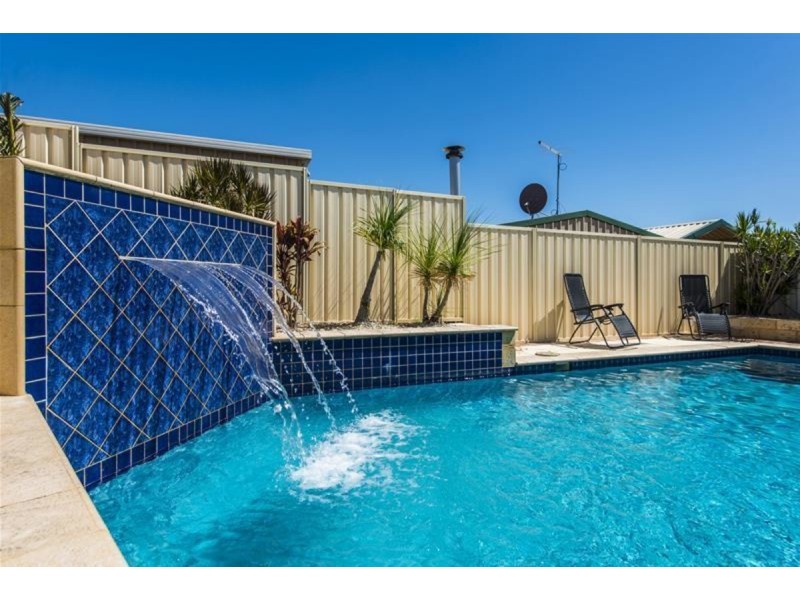 17 Ambergate Close, Canning Vale WA 6155
