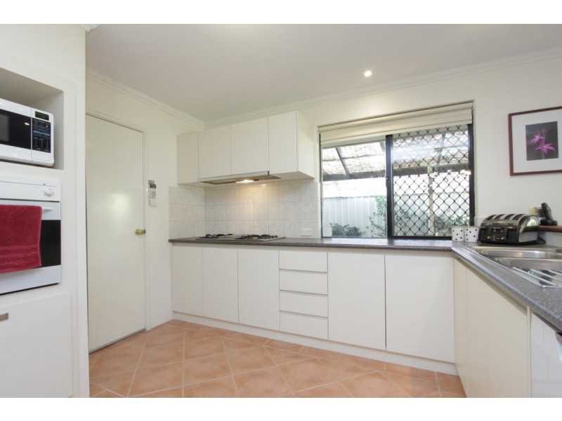 34 St Andrews Crescent, Canning Vale WA 6155