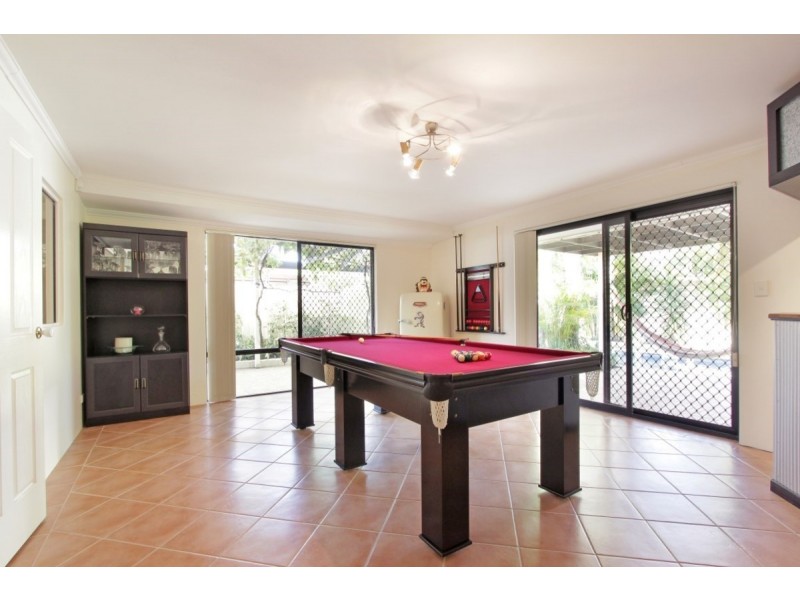 34 St Andrews Crescent, Canning Vale WA 6155