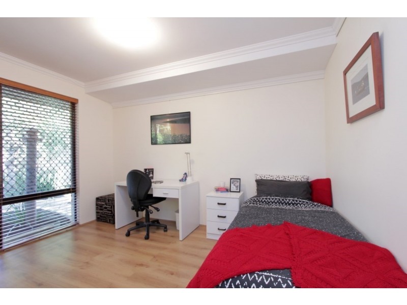 34 St Andrews Crescent, Canning Vale WA 6155