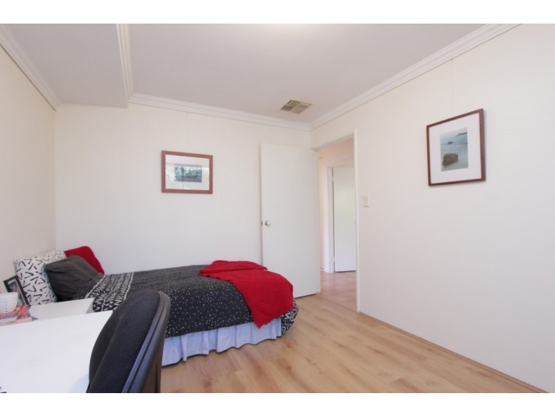 34 St Andrews Crescent, Canning Vale WA 6155