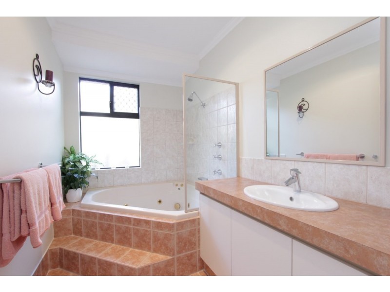 34 St Andrews Crescent, Canning Vale WA 6155