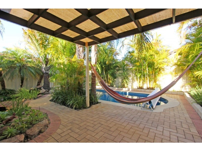 34 St Andrews Crescent, Canning Vale WA 6155