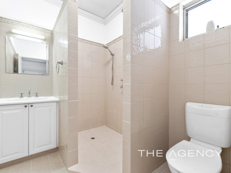 21 Strawberry Hill Drive, Gidgegannup WA 6083