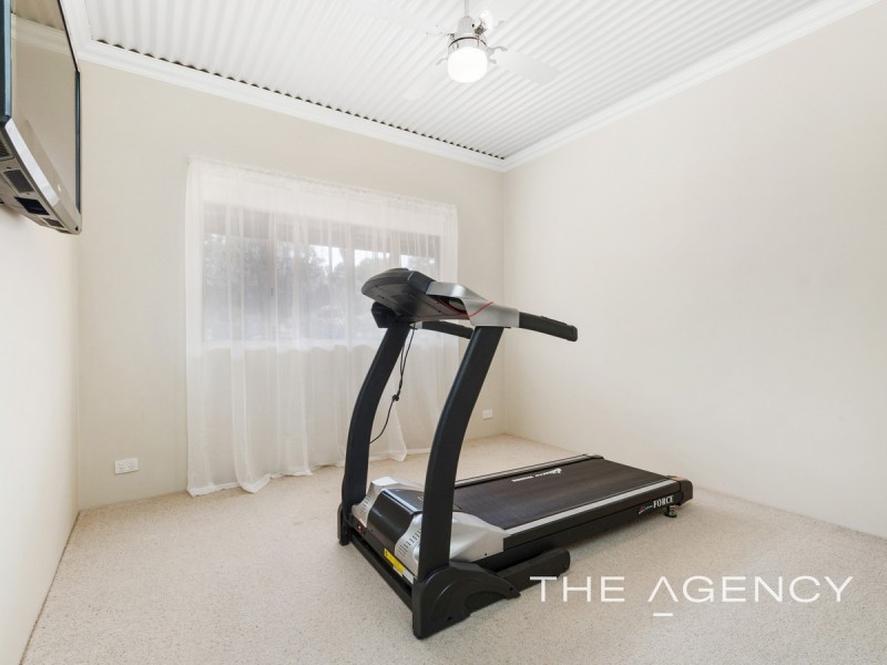 21 Strawberry Hill Drive, Gidgegannup WA 6083