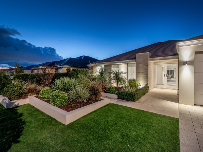 99 Vincent Road, Sinagra WA 6065