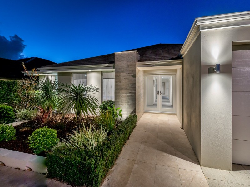 99 Vincent Road, Sinagra WA 6065