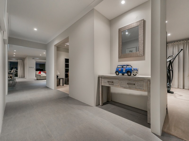 99 Vincent Road, Sinagra WA 6065