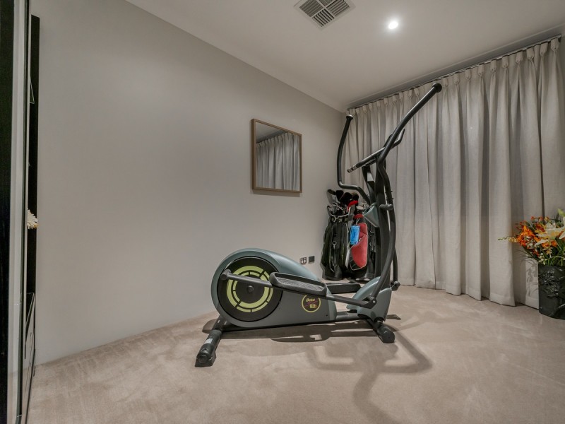 99 Vincent Road, Sinagra WA 6065