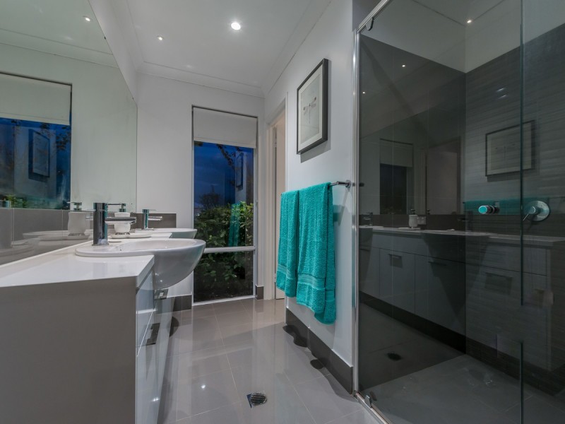 99 Vincent Road, Sinagra WA 6065